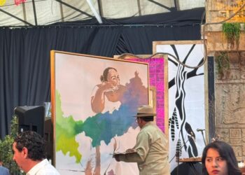 Víctor Argáez transforma la inauguración de la Semana de Yucatán con una obra en vivo