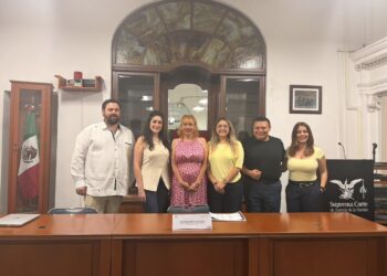 Alumnas del iMET participan en conferencia sobre justicia laboral e inclusión en la Casa de los Saberes Jurídicos