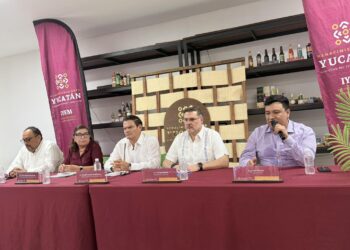 iMET participa en la rueda de prensa de los Ideatones Regionales rumbo alTechstars Startup Weekend Yucatán