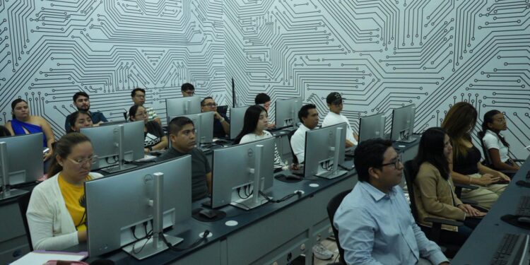 iMET celebra su segundo Open House con nuevas inscripciones y una experiencia que enamora desde adentro