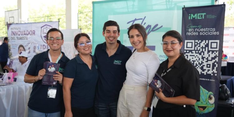iMET participa en la Feria de Becas de Descuento del Ayuntamiento de Mérida