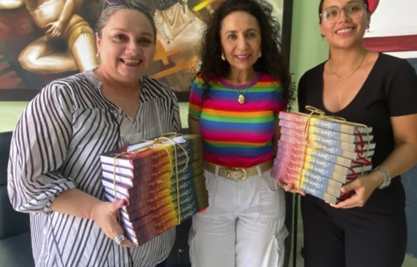 Fundación CUME suma obra de autoras locales al acervo de la Biblioteca Pública Central de Campeche
