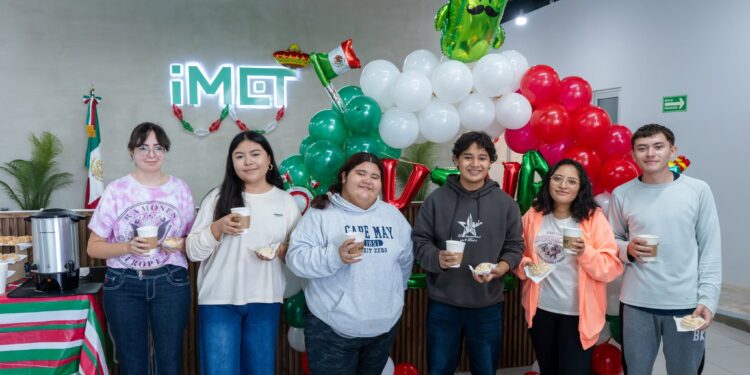 El iMET celebra su Fiesta Mexicana entre tradición y convivencia